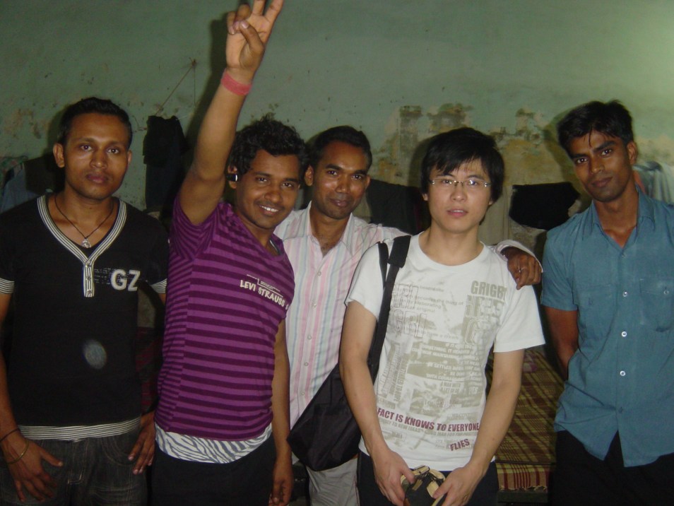 (11 Dec 2009) Me and my cheerful research participants. 